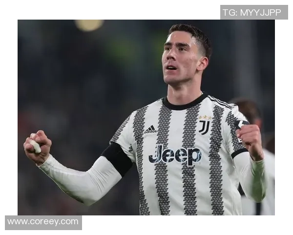 世界足坛三大顶尖球星是谁 谁将代表未来足球的巅峰之作 世界足坛三大顶尖球星是谁 谁将代表未来足球的巅峰之作